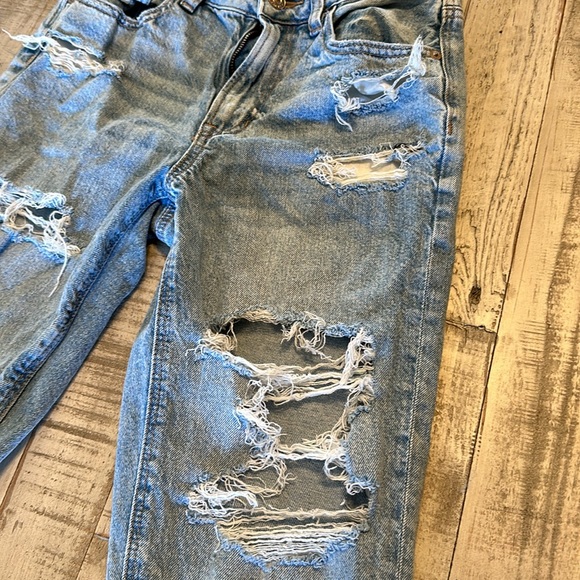American Eagle regular strigid jeans. - Picture 2 of 6